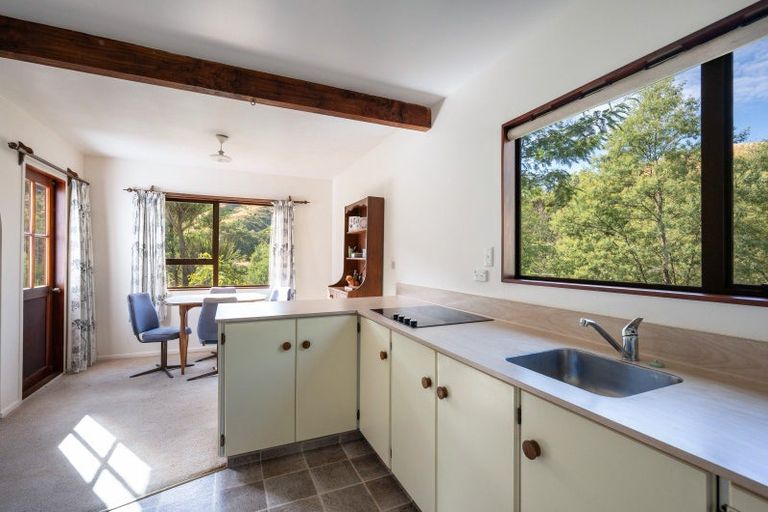 Photo of property in 1845 Dovedale Road, Woodstock, Wakefield, 7096