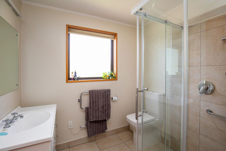 Photo of property in 77 Hazlett Street, Clyde, 9330