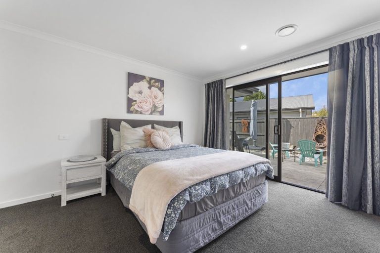 Photo of property in 12 Peckham Lane, Ashhurst, 4810