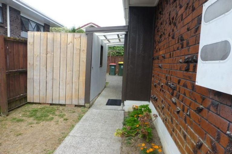 Photo of property in 2/87 Cook Street, Howick, Auckland, 2014