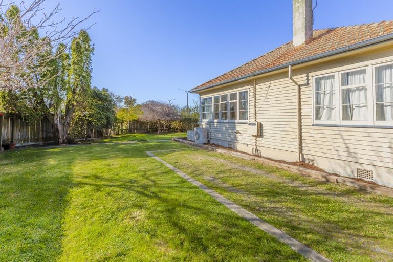 Photo of property in 24 Barker Road, Marewa, Napier, 4110