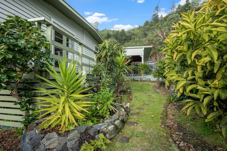 Photo of property in 27a Milton Terrace, Picton, 7220