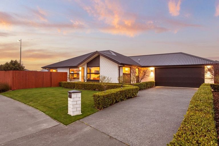 Photo of property in 19 Whincops Road, Halswell, Christchurch, 8025