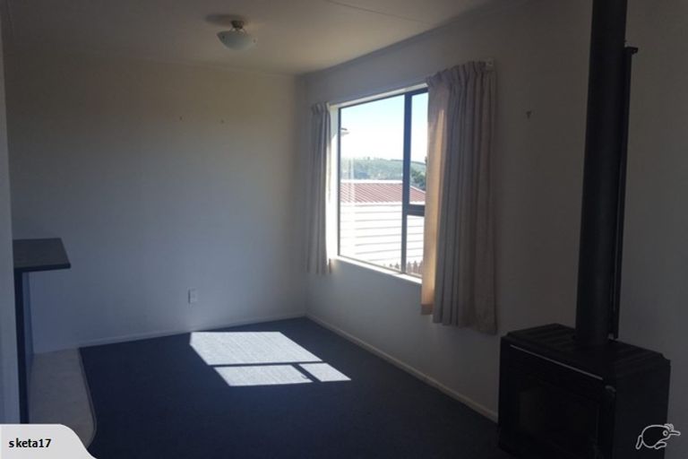 Photo of property in 8 Bobstay Lane, Whitby, Porirua, 5024