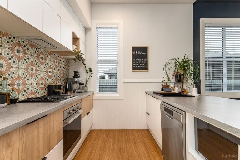 Photo of property in 51 Avenue Road, West End, Timaru, 7910