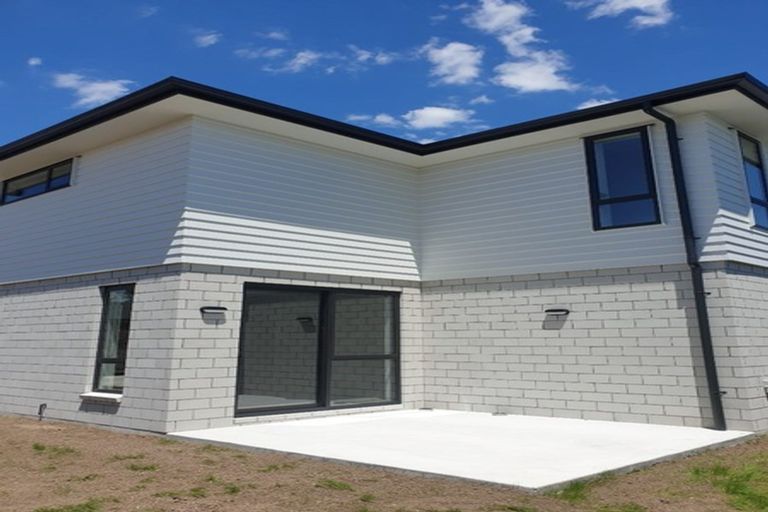 Photo of property in 12b Rata Street, Naenae, Lower Hutt, 5011