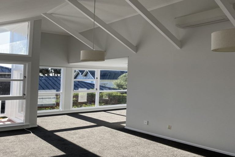 Photo of property in 5/3 Kowhai Street, Eastbourne, Lower Hutt, 5013