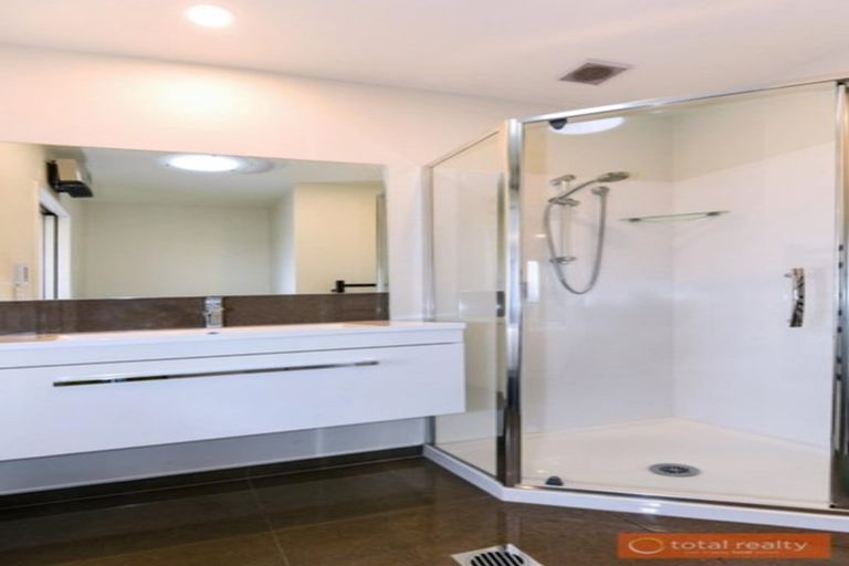 Photo of property in 6 Noodlum Way, Halswell, Christchurch, 8025