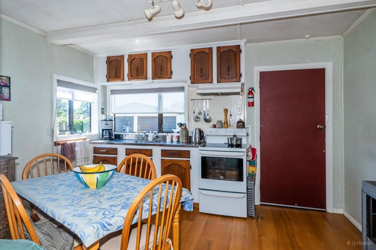 Photo of property in 39 Rhodes Street, Waimate, 7924