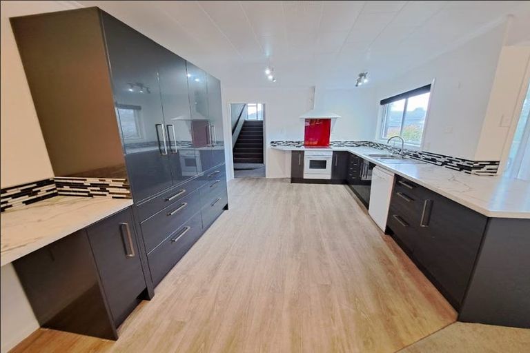 Photo of property in 89 Clawton Street, Westown, New Plymouth, 4310