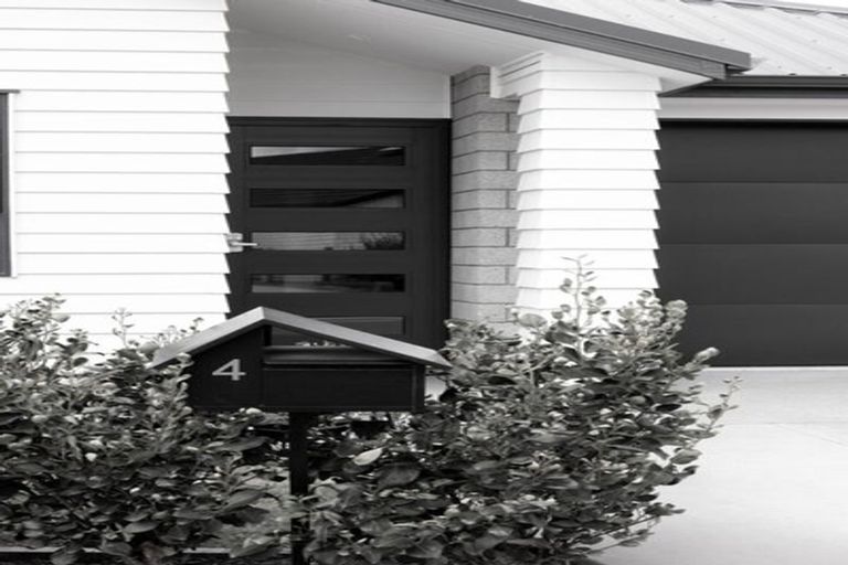 Photo of property in 4 Foley Grove, Pyes Pa, Tauranga, 3110
