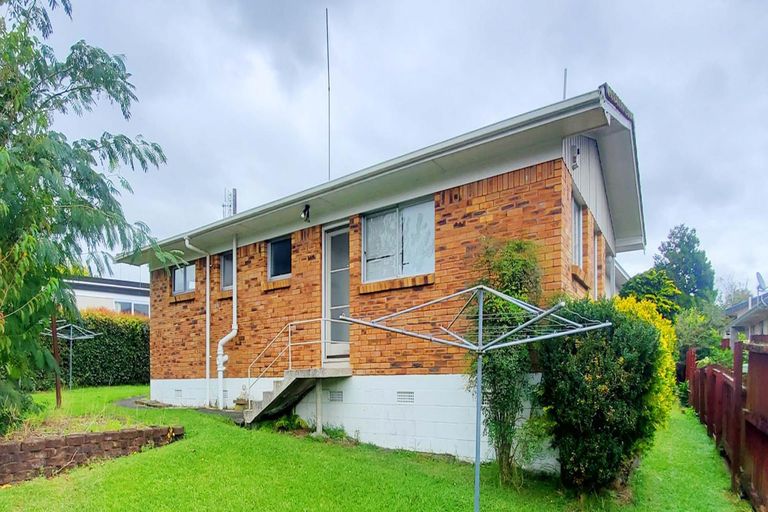 Photo of property in 4/32 Coles Crescent, Papakura, 2110