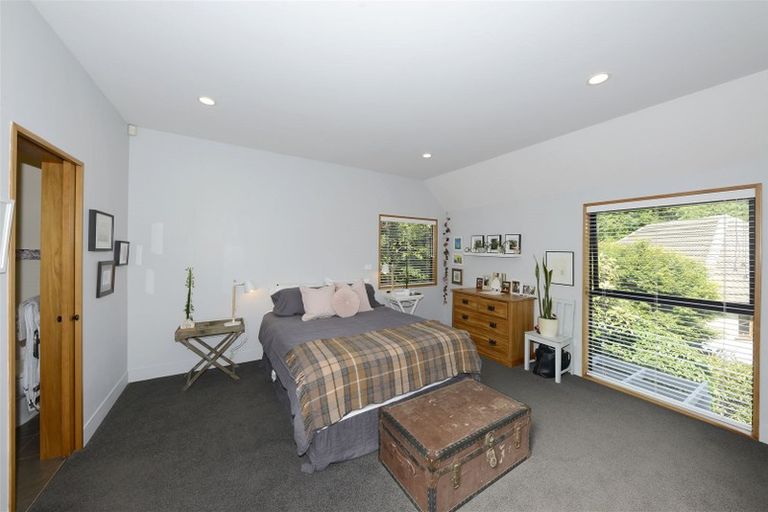 Photo of property in 5 Rhodesvale Terrace, Cashmere, Christchurch, 8022