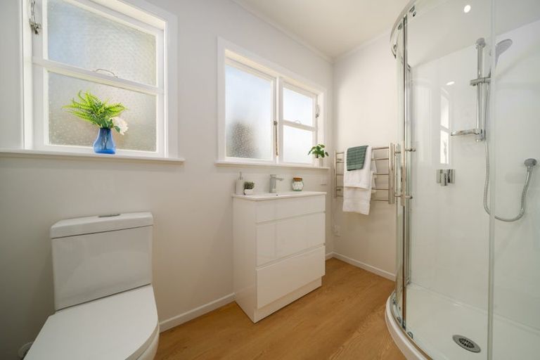 Photo of property in 10 Berkshire Grove, Cannons Creek, Porirua, 5024