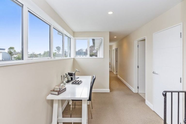 Photo of property in 16 Worsleys Road, Cracroft, Christchurch, 8025