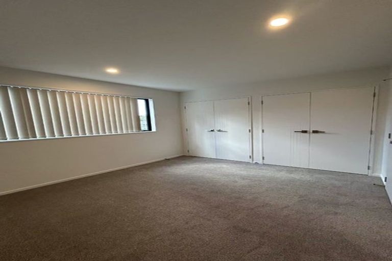 Photo of property in 9/11 Stottholm Road, Titirangi, Auckland, 0604