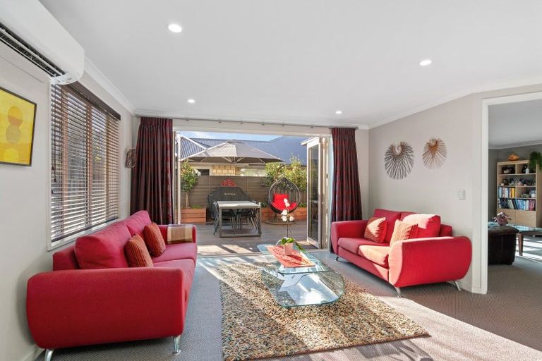 Photo of property in 17 Westpark Drive, Burnside, Christchurch, 8053