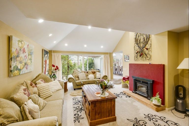 Photo of property in 75 Le Quesne Road, Bay View, Napier, 4104