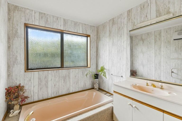 Photo of property in 48 Kapiti Road, Paraparaumu, 5032