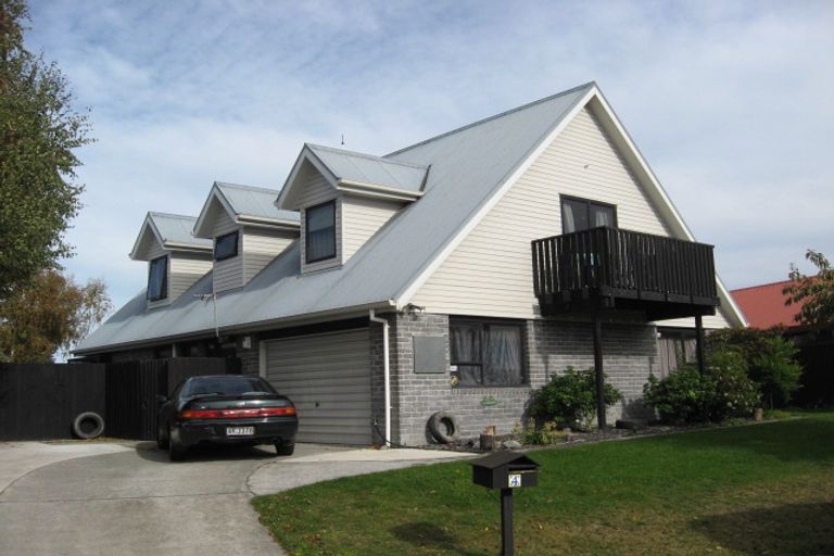 Photo of property in 4 Chokebore Place, Sockburn, Christchurch, 8042