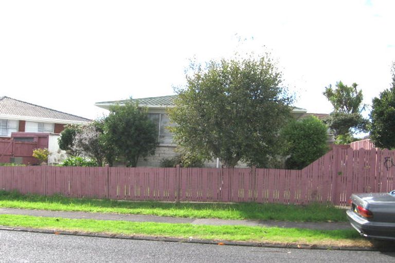 Photo of property in 1/11 Galsworthy Place, Bucklands Beach, Auckland, 2014