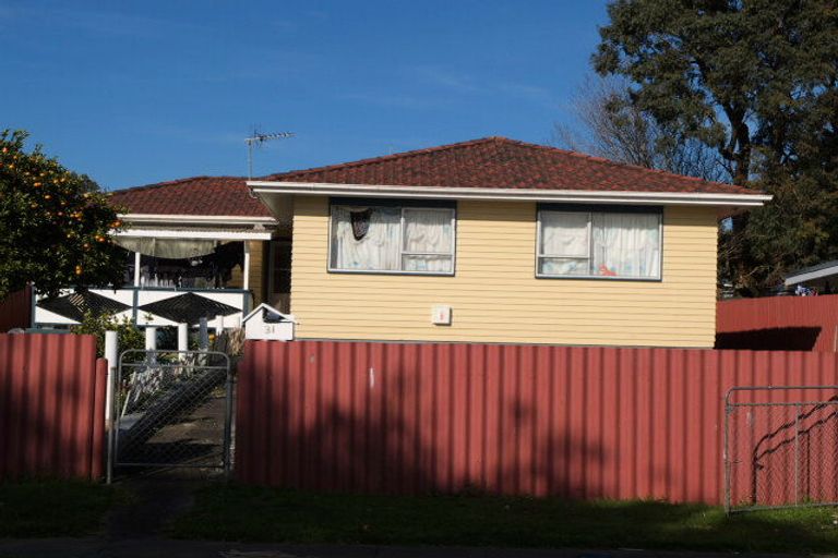 Photo of property in 31 Cranmere Crescent, Mangere East, Auckland, 2024