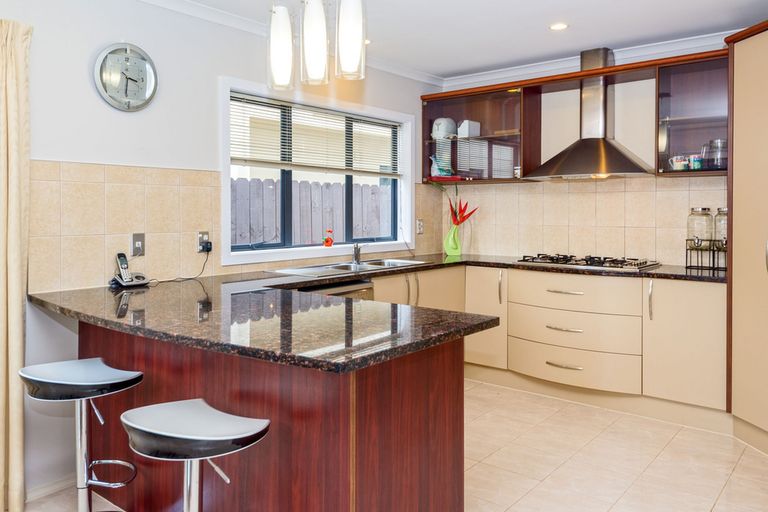 Photo of property in 151a Bucklands Beach Road, Bucklands Beach, Auckland, 2012