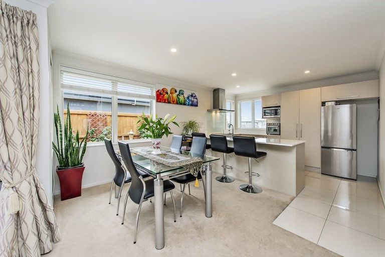 Photo of property in 33 Chandler Way, Rolleston, 7615