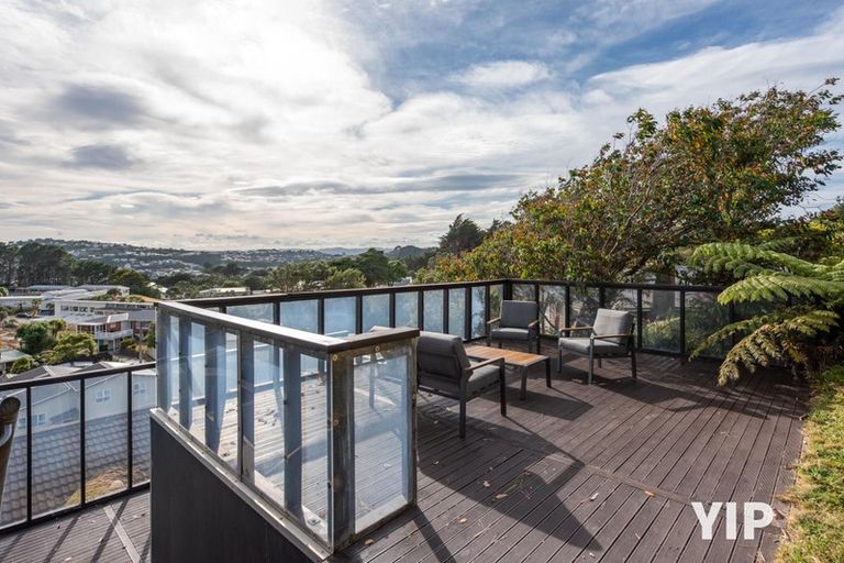 Photo of property in 36 Arapiko Street, Johnsonville, Wellington, 6037
