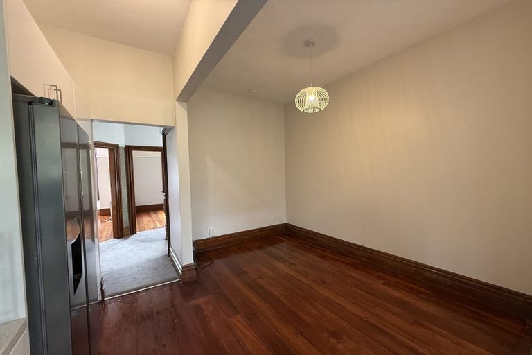 Photo of property in 4 Myrtle Crescent, Mount Cook, Wellington, 6021