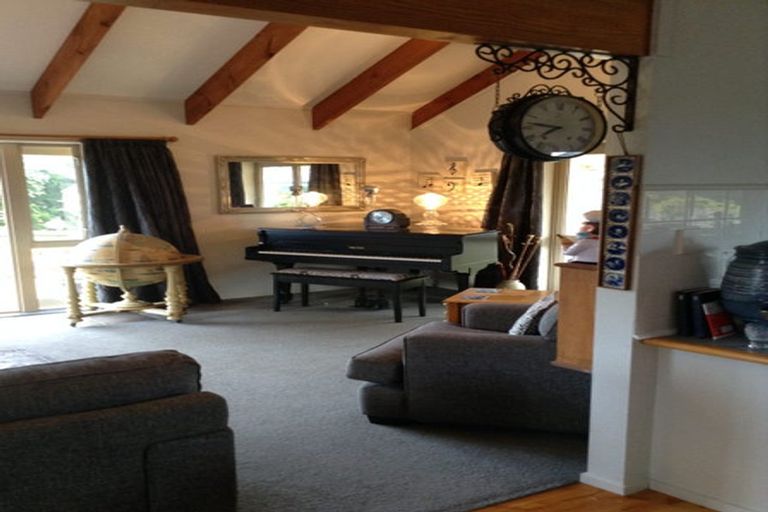 Photo of property in 67 Elsie Drive, Waiuku, 2123