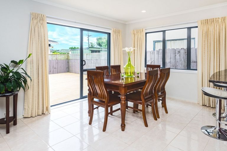 Photo of property in 151a Bucklands Beach Road, Bucklands Beach, Auckland, 2012