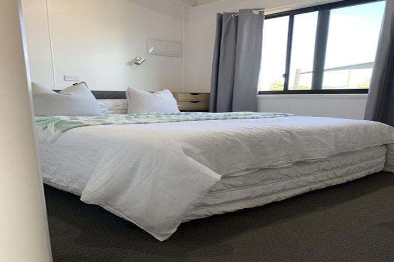 Photo of property in 83 Whitford Park Road, Whitford, Manurewa, 2576