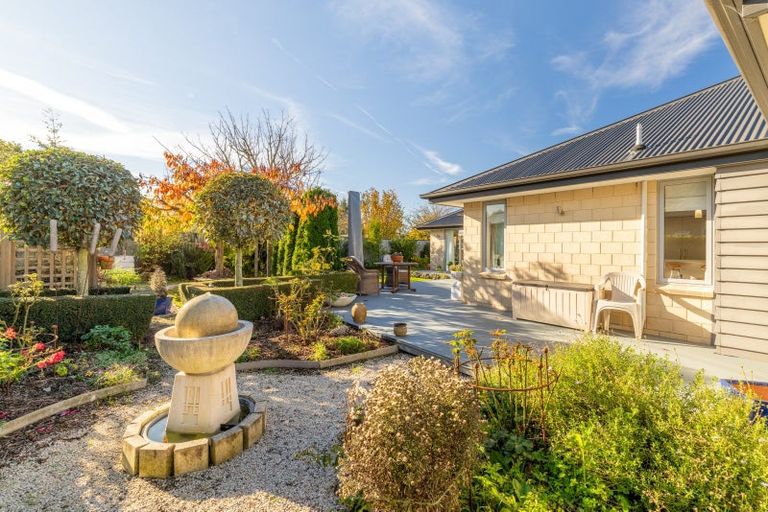 Photo of property in 33 Carmichael Street, Rangiora, 7400