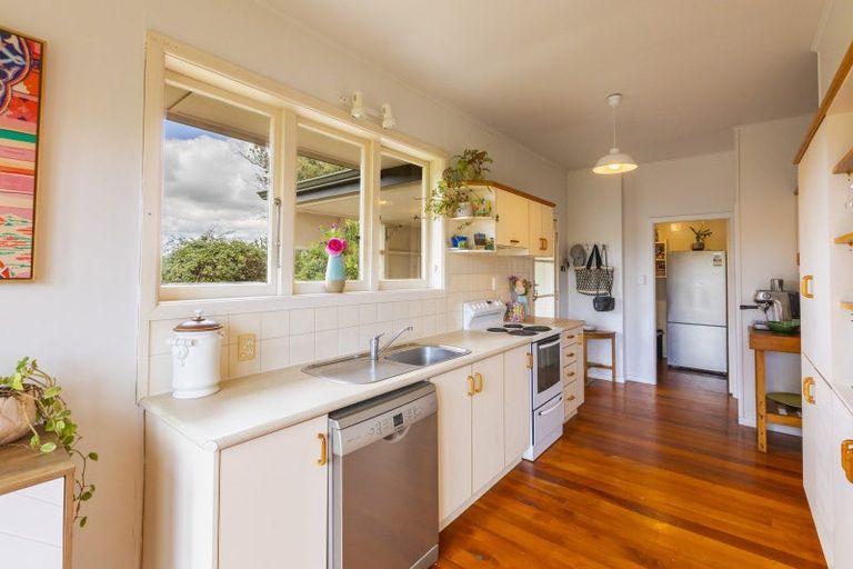 Photo of property in 36 Tamumu Road, Waipawa, 4210