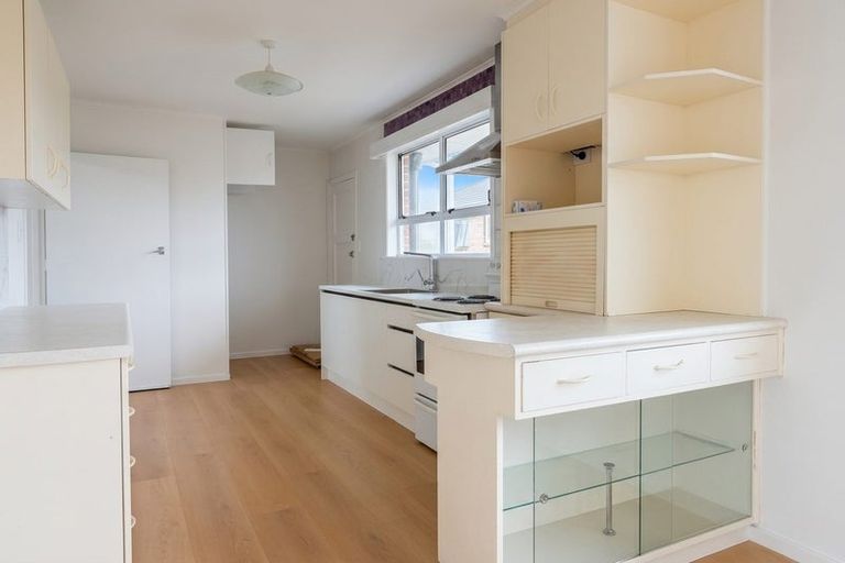 Photo of property in 5 Mcleod Road, Henderson, Auckland, 0612