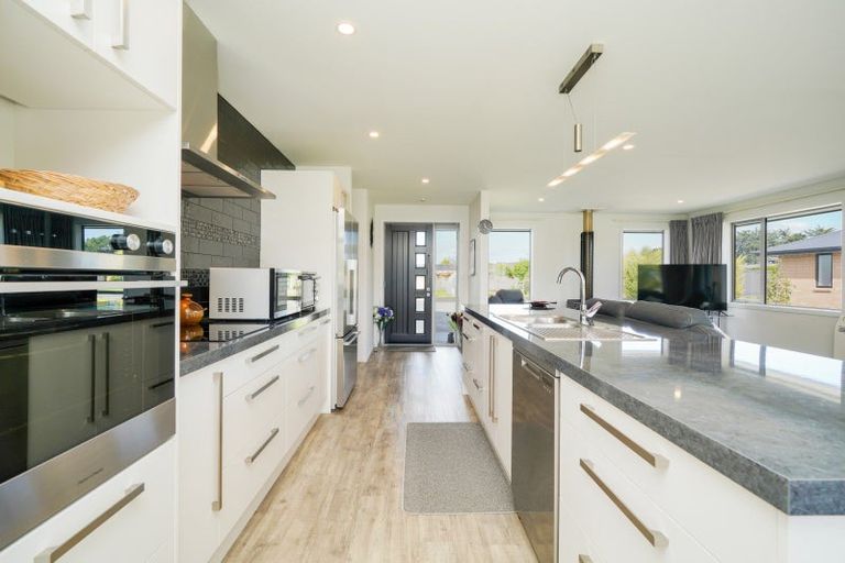 Photo of property in 34 Kirkbride Street, Wallacetown, 9816