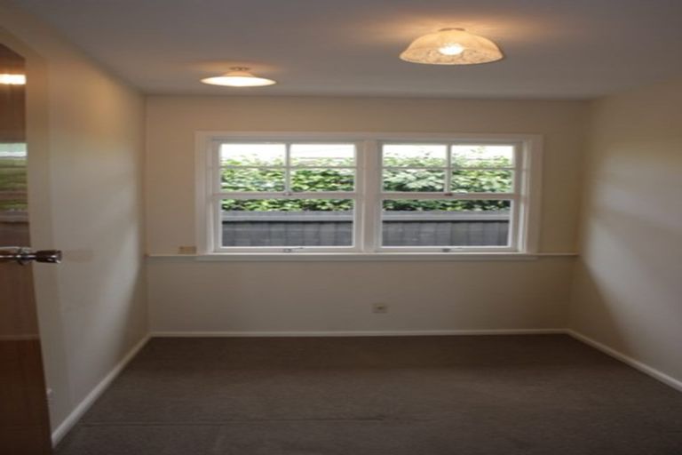 Photo of property in 9 Longmuir Street, Ilam, Christchurch, 8041