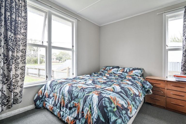 Photo of property in 1023 Bledisloe Street, Raureka, Hastings, 4120