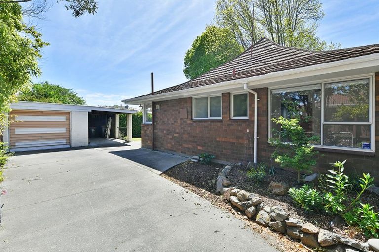 Photo of property in 2/6 Sycamore Lane, Sockburn, Christchurch, 8042