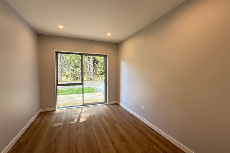 Photo of property in 25 Yellow Pear Lane, Karaka, 2578