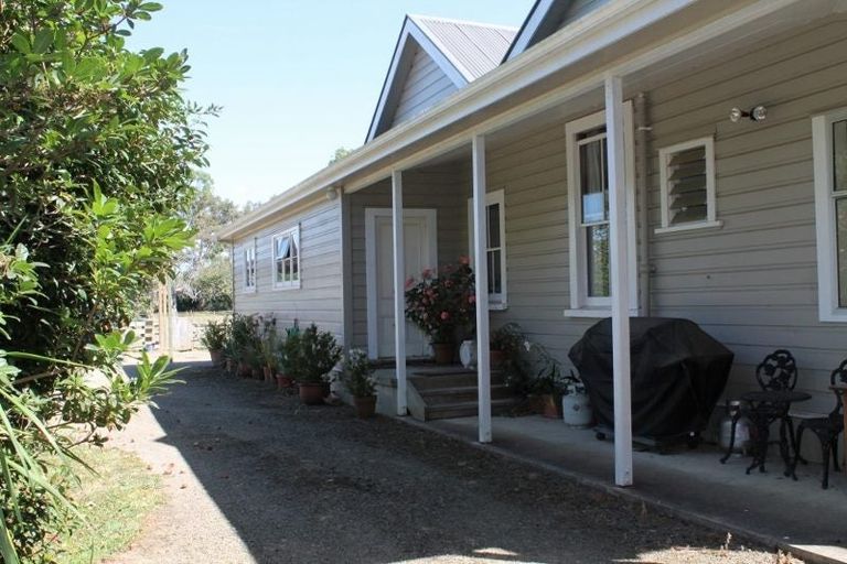 Photo of property in 23 Pinfold Road, Woodville, 4920