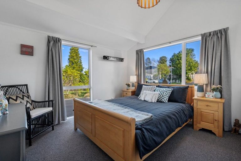 Photo of property in 12 Knox Place, Greerton, Tauranga, 3112