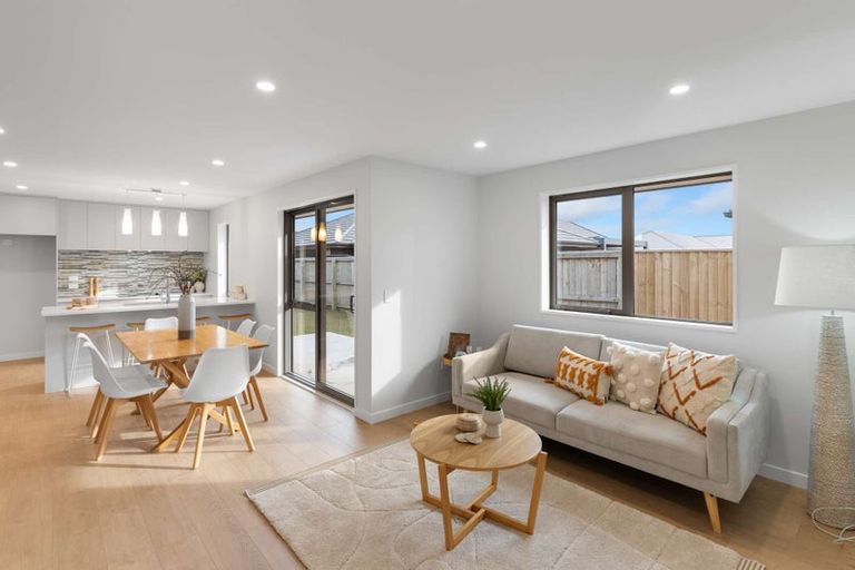 Photo of property in 18 Harry Manship Crescent, Halswell, Christchurch, 8025