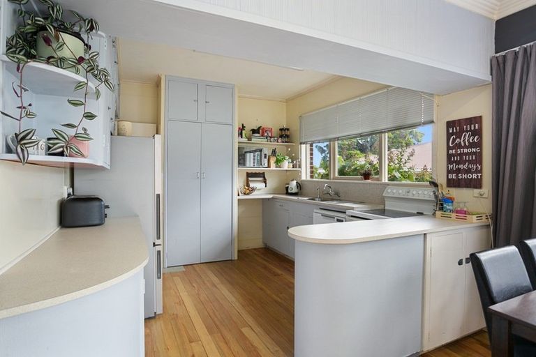 Photo of property in 73 Stanley Avenue, Te Aroha, 3320