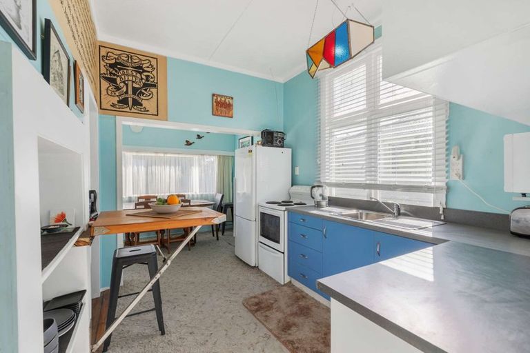 Photo of property in 113 Cornfoot Street, Castlecliff, Whanganui, 4501