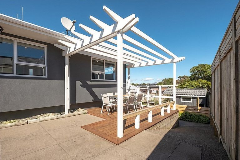 Photo of property in 6 Sole Avenue, Bell Block, New Plymouth, 4312