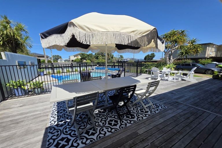 Photo of property in 36 Manaia Road, Tairua, 3508