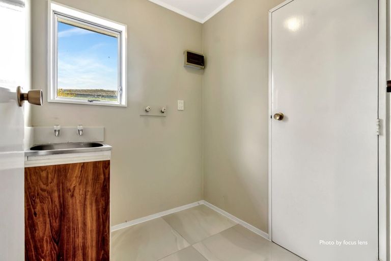 Photo of property in 22 Greenstone Place, Clover Park, Auckland, 2019