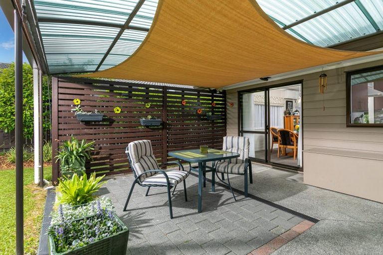 Photo of property in 74 Vintage Drive, Henderson, Auckland, 0612